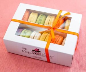 Read more about the article WHY THERE IS A NEED TO USE MACARON BOXES?